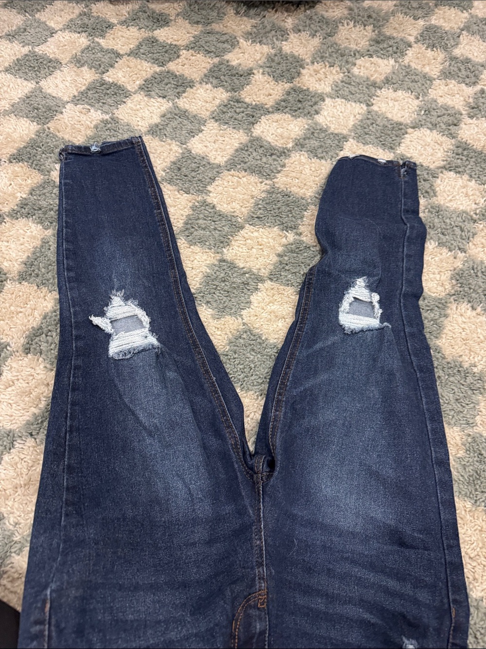 5/$25 Dark Blue Distressed stretchy Jeans - Picture 4 of 7